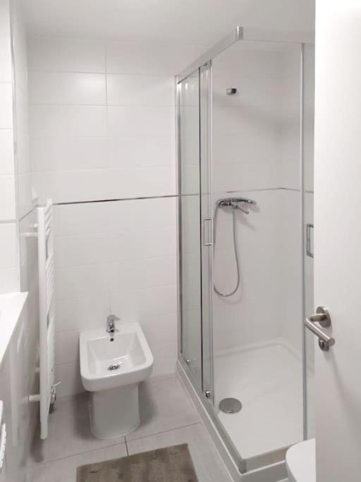 0143 Apartamento Nuevo Y Centrico Vigo Luaran gambar